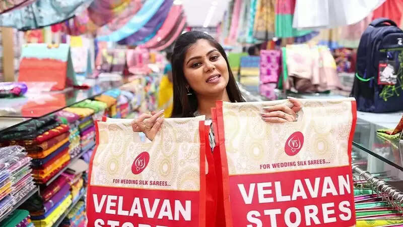 சிறகடிக்க ஆசை சீரியல் நடிகை செய்த ஷாப்பிங்!.. இணையத்தில் வைரலாகும் வீடியோ
