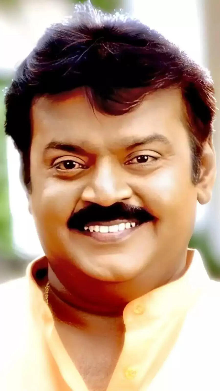 கமல் செய்யாததை எல்லோருக்கும் செய்த விஜயகாந்த்!.. அந்த மனசுதான் சார் கடவுள்!..