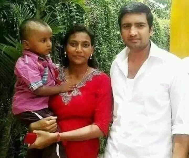 சந்தானம் கல்யாணத்துக்கு போகாத சிம்பு!.. ஆனா அதுக்கு பதிலா அவர் செஞ்சதுதான் ஹைலைட்!..