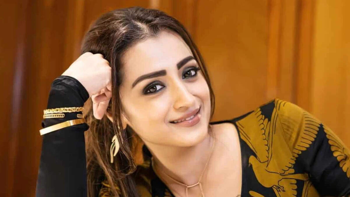 குட் பேட் அக்லி படத்திலும் அந்த நடிகை!.. இவர் அஜித்தே விடவே மாட்டார் போல!....