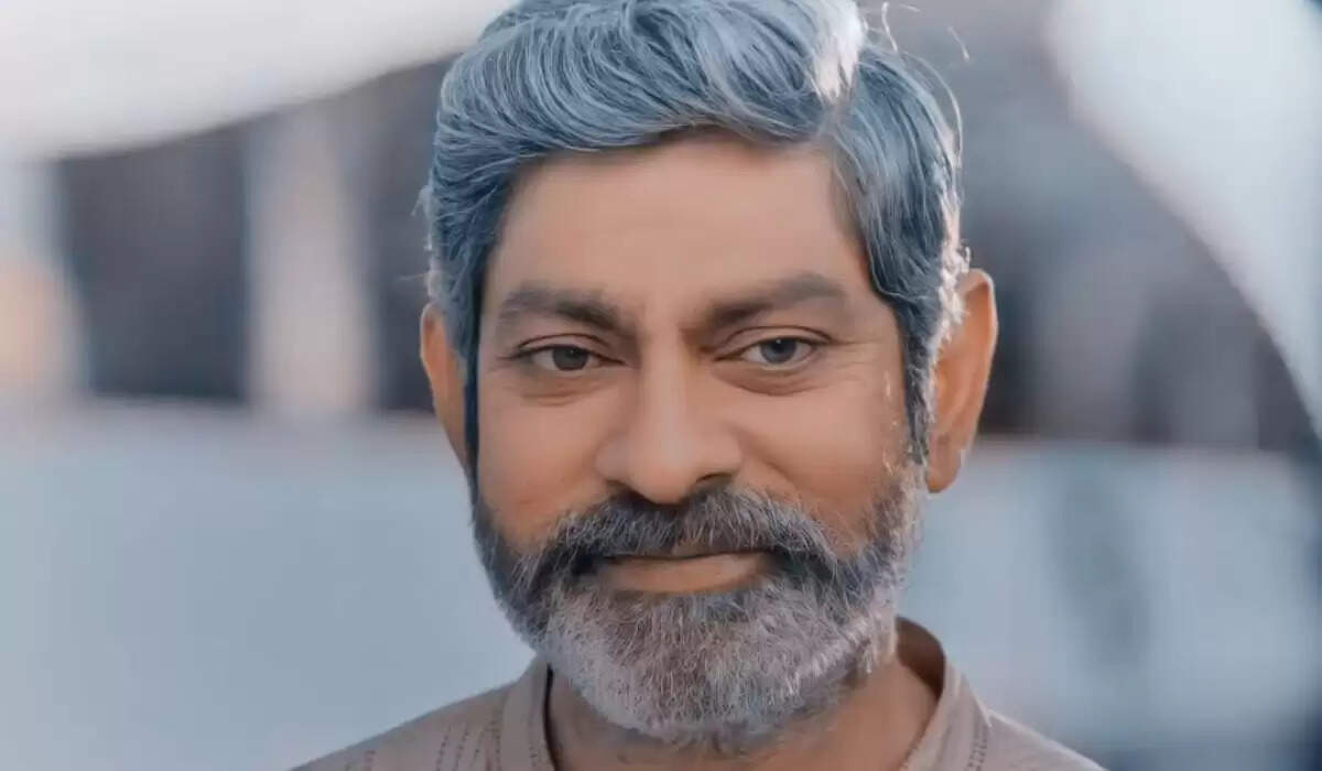 ரஜினி, விஜய் கூட நடிச்சு  மொக்க வாங்கியதுதான் மிச்சம்! லக்கி ஸ்டார் அஜித்தான்.. வருத்தத்தில் வில்லன் நடிகர்