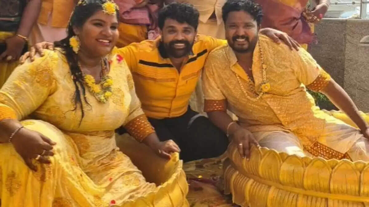 மகள் கல்யாணத்தை வச்சு காசு பார்த்த ரோபோ சங்கர்!.. இப்ப இதுதான் டிரெண்டு போல!...