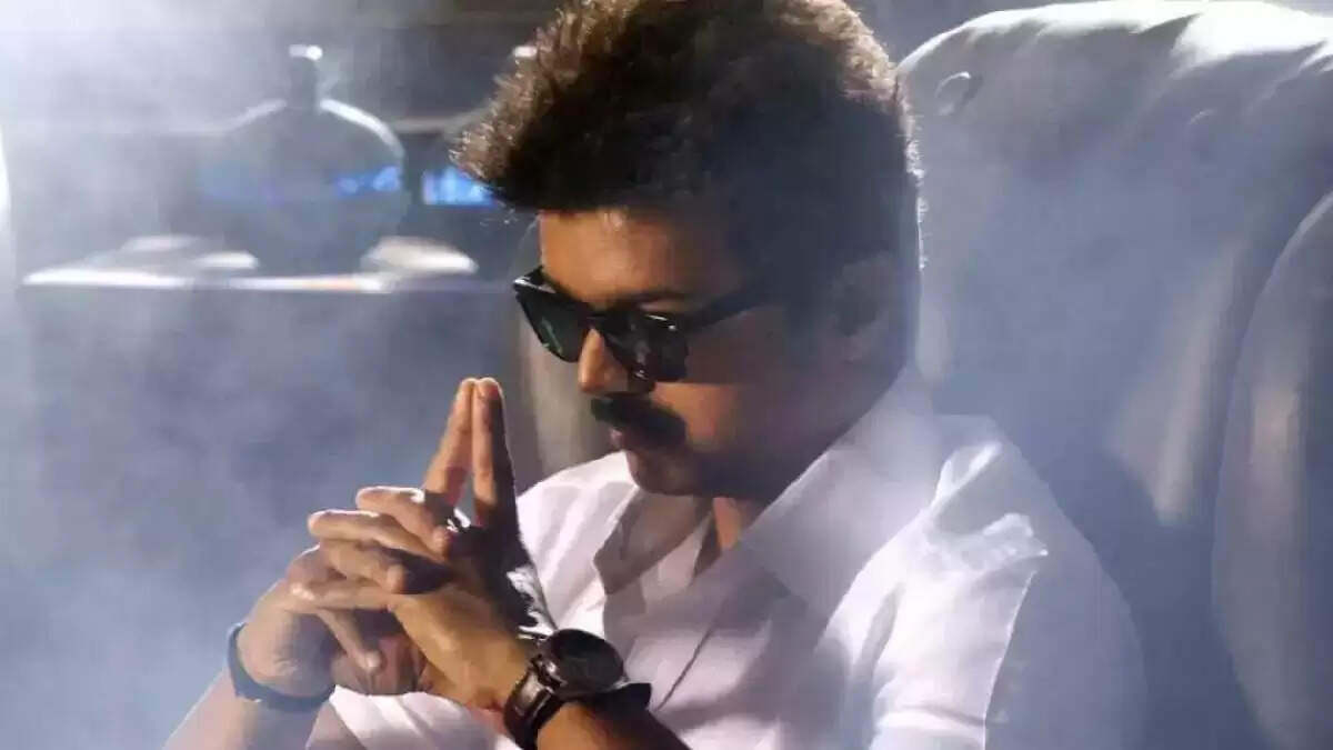 விஜய் படத்தின் சிடி-ஐ உடைத்து போட்ட கவின்!. சினிமா மேல் அவ்வளவு லவ்வா!..