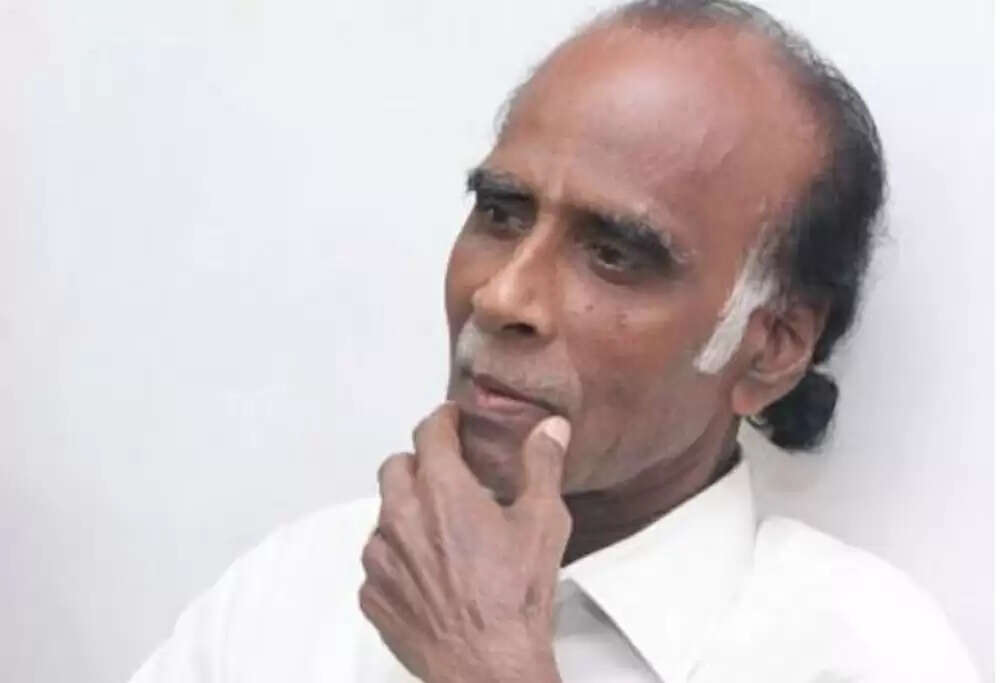 எம்ஜிஆரை முதல்வராக்கியதே அந்த இரண்டு பாடல்கள்தான்... பிரபலம் சொன்ன தகவல்!..