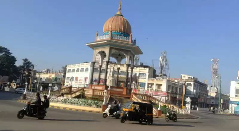 இங்க நான் படுத்து தூங்கி இருக்கேன்!.. தளபதி ஷூட்டிங்கில் மணிரத்னத்தை அதிர வைத்த ரஜினி...