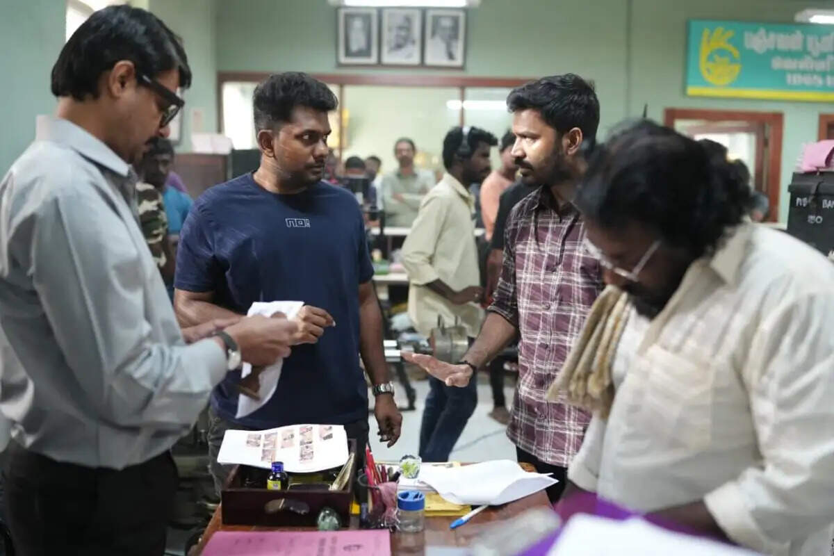 தனுஷின் ‘கர’ படம் எப்படி இருக்கு?.. தாறுமாறா?.. டைம் வேஸ்ட்டா?.. ஹானஸ்ட் விமர்சனம் இதோ!..