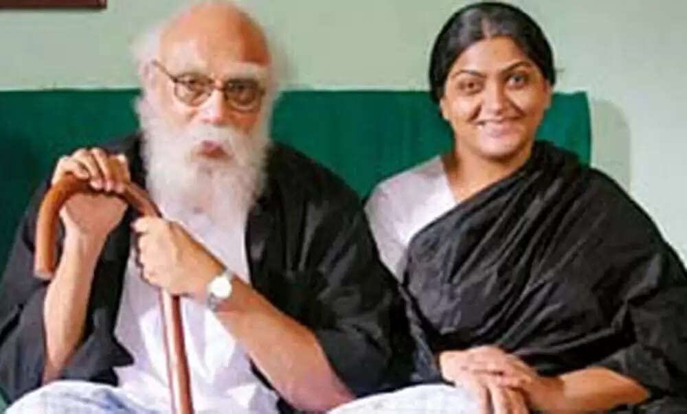 முதல்ல மோடி பயோபிக் ஓடுமா? என்னது சத்யராஜ் நடிச்சிட்டாரா? அப்போ இது பார்ட் 2 வா?