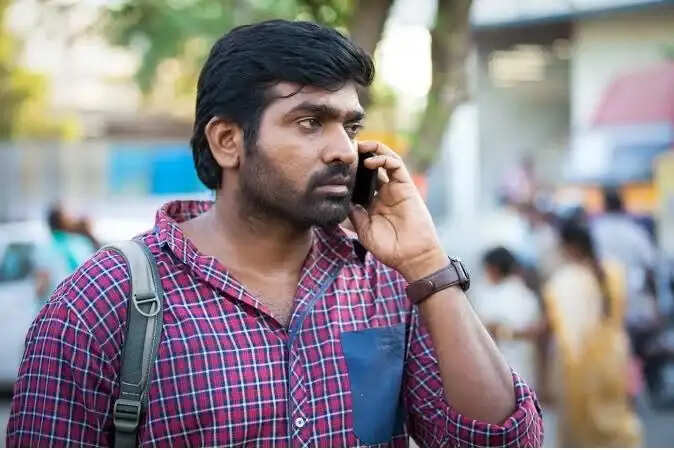ஏய் எழுந்திரு…. இங்க ஏன் வந்த? ஷூட்டிங்கில் சோறு கூட கிடைக்காமல் விஜய்சேதுபதி!