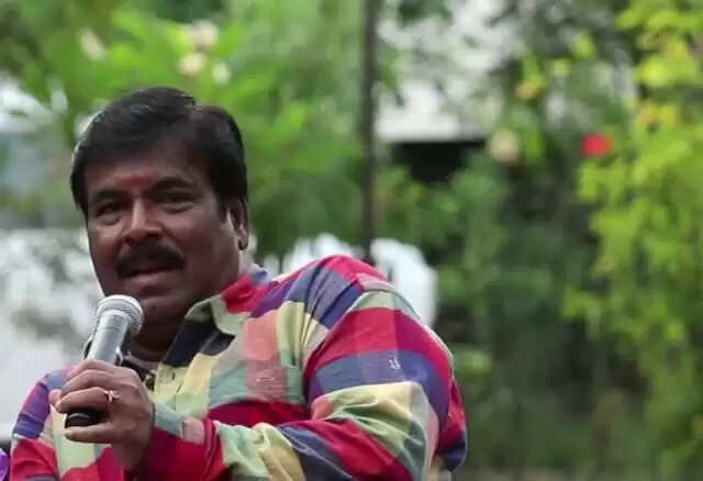 சின்மயி சொன்ன பொய்யால் பல லட்சங்கள் நஷ்டம்&hellip; லியோவில் லோகேஷ் செஞ்சது தப்பு.. சீறி பாயும் பிரபலம்