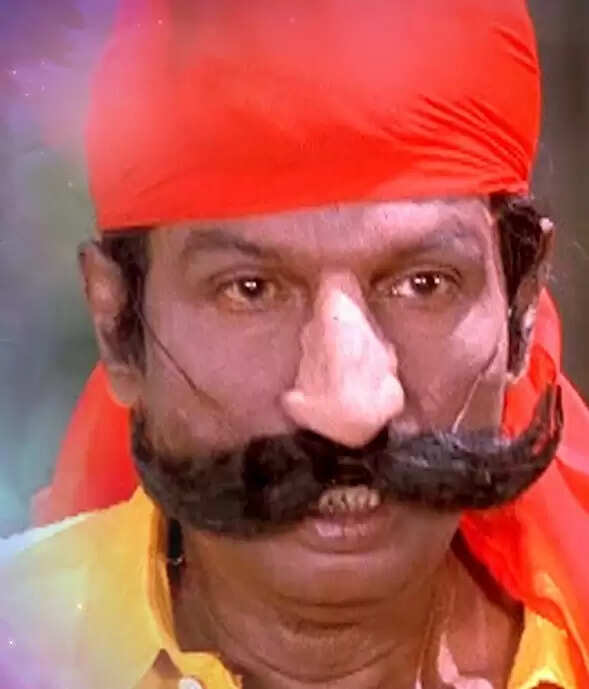 என்னை விட்ருங்கப்பா!. எனக்கு சினிமாவே வேணாம்!... கவுண்டமணி முடிவெடுக்க காரணம் இதுதானாம்!...