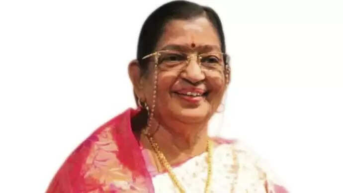 அந்த பாடலை பாடும்போதே அழுத பி.சுசிலா!.. சொந்த வாழ்வில் பாடகிக்கு இப்படி ஒரு சோகமா?..