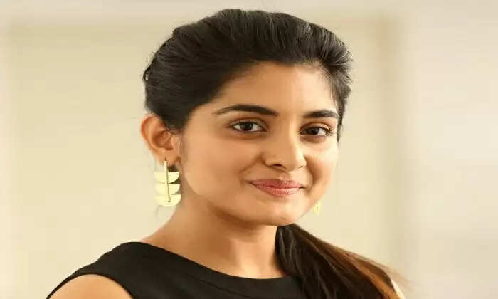 ரஜினி மகளா இது? இவ்ளோ குண்டாயிட்டாங்க.. சத்தியமா நம்ப முடியல