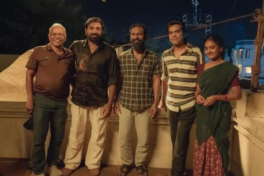 அரசன் ஷூட்டிங்கில் விஜய் சேதுபதி!.. இதுதான் கெட்டப்பா?!.. செம பிக்!&hellip;