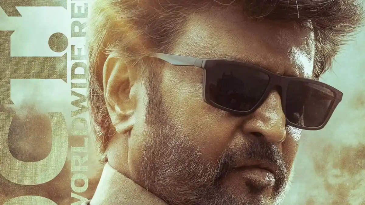 ஓய்வு வேணும்னு சொல்லிட்டு இப்ப ஓய்வில்லாம நடிச்சிக்கிட்டு இருக்காரு!.. புளூசட்டமாறன் நக்கல்!..