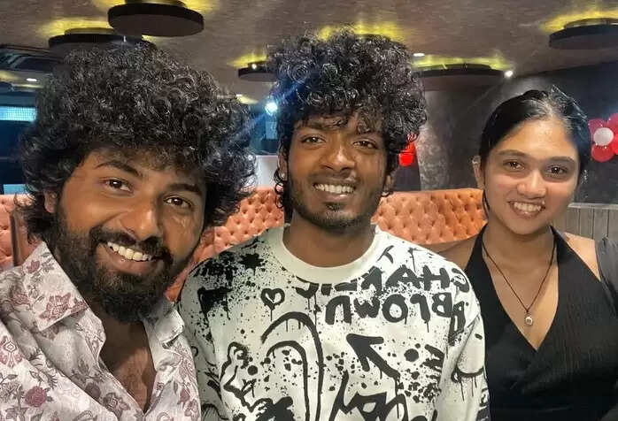ஒண்ணு கூடிட்டாங்கய்யா!.. வனிதா மகளுடன் கெட்டுகெதர் போட்டது யாருன்னு பாருங்க.. ஷாக் ஆகிடுவீங்க!