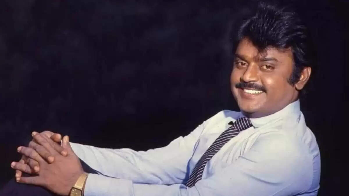 நான் கைதட்டல் வாங்க அவங்க கஷ்டப்படணுமா? விஜயகாந்த் திடீர் முடிவெடுக்க காரணம் இதான்!...
