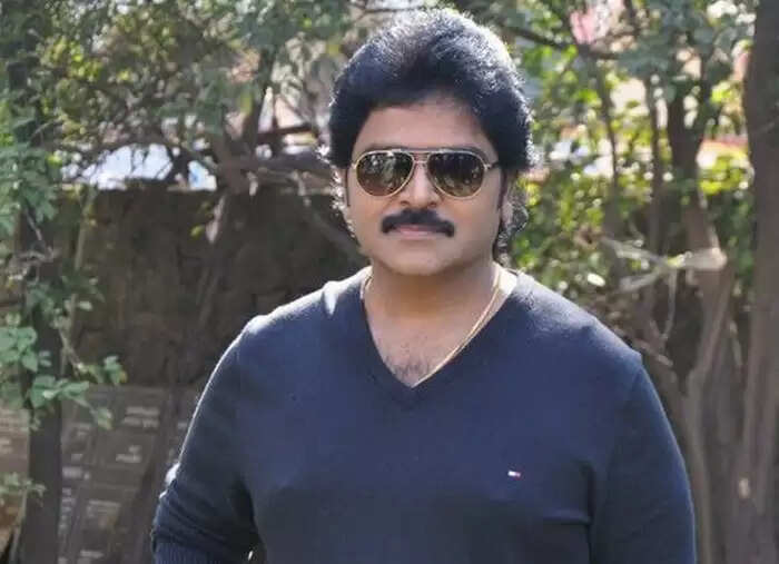விஜயகாந்தை பார்த்து பயந்த படக்குழு!.. அசால்ட்டா டீல் செய்த நடிகர்!.. அட அந்த படமா?!..
