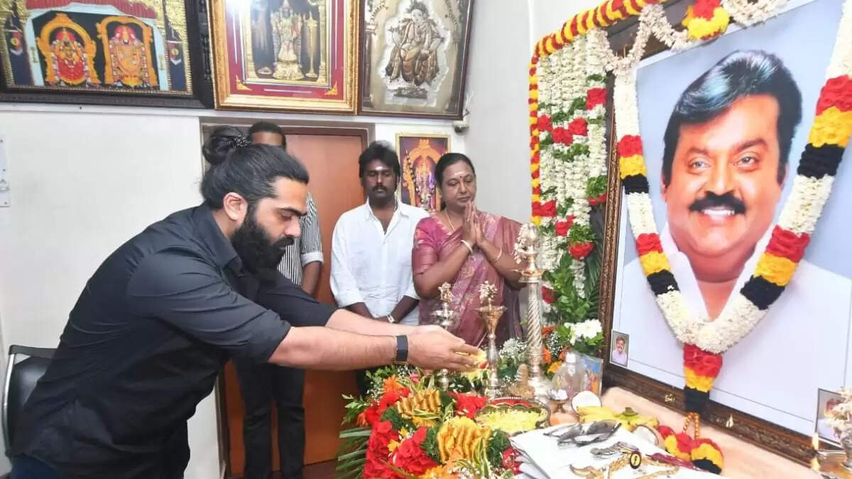 விஷாலையே ஓவர்டேக் செய்த சிம்பு!.. இன்னும் அஜித் மட்டும் தான் பாக்கி.. விஜயகாந்த் வீட்டில் எஸ்டிஆர்!
