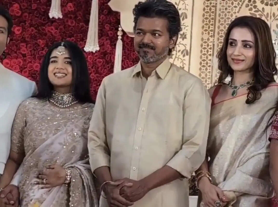 உங்க பிள்ளைகளுக்கு பயங்கரமா வலிக்கும்; இனி முட்டு கொடுக்க முடியாது ; தலைவன் சரி இல்லாத கட்சி; - எச்சரித்த பிரபலம்