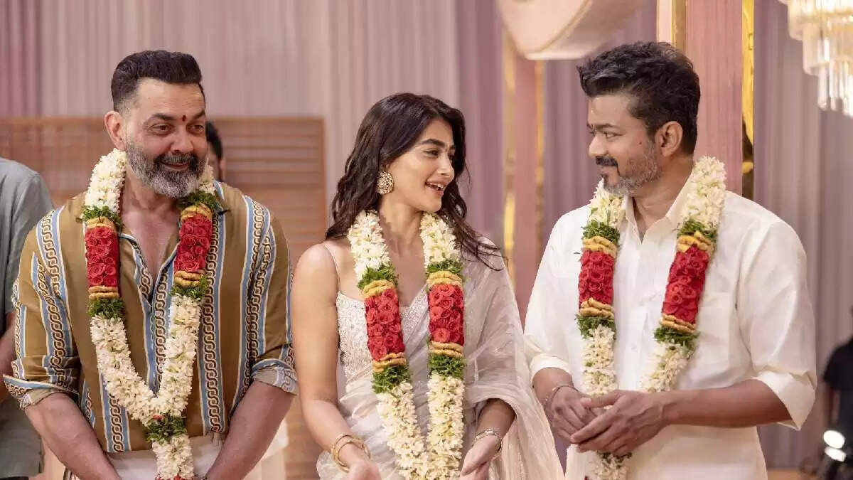 தளபதி 69 படத்தின் தலைப்பு இதுவா?!.. விஜயின் அரசியல் எண்ட்ரிக்கு மாஸா இருக்குமே!..