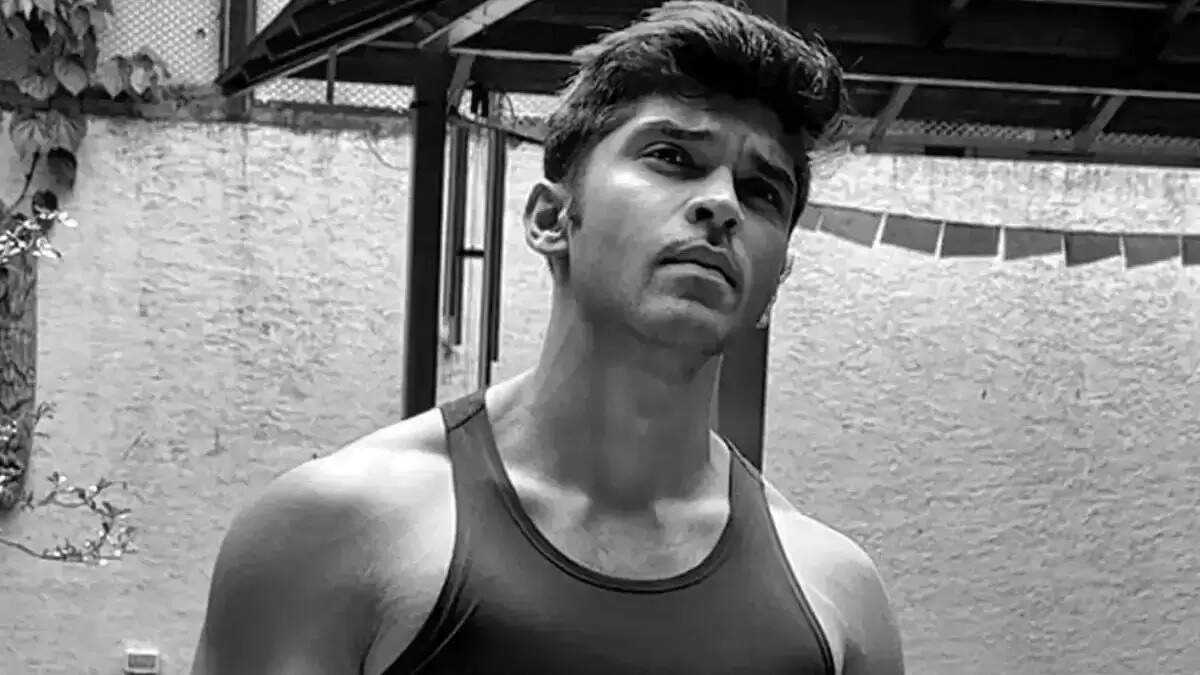 அட்லீஸ்ட் ஒரு சூர்யா!.. கழுத குடிசையா இருந்தாலும் பரவால்ல.. சுதா கொங்கராவுக்கு இந்த நிலைமையா?..