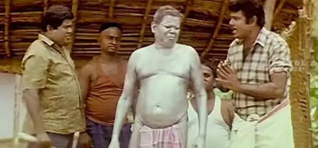 300 ரூபாய் சம்பளத்துக்காக உயிரை விட்ட நடிகர்! இவர் மட்டும் இல்லைனா அந்த கவுண்டமணி காமெடி எடுபடுமா?