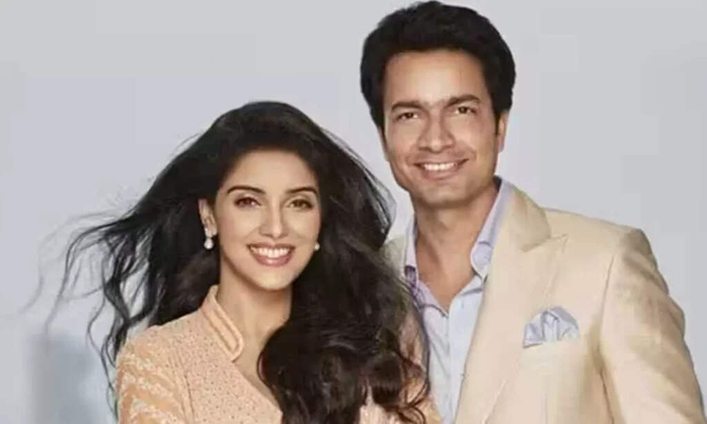 Asin: அசின் திரையுலகை விட்டு போனதுக்கு காரணமே அவர்தானாம்.. இது தெரியாதே