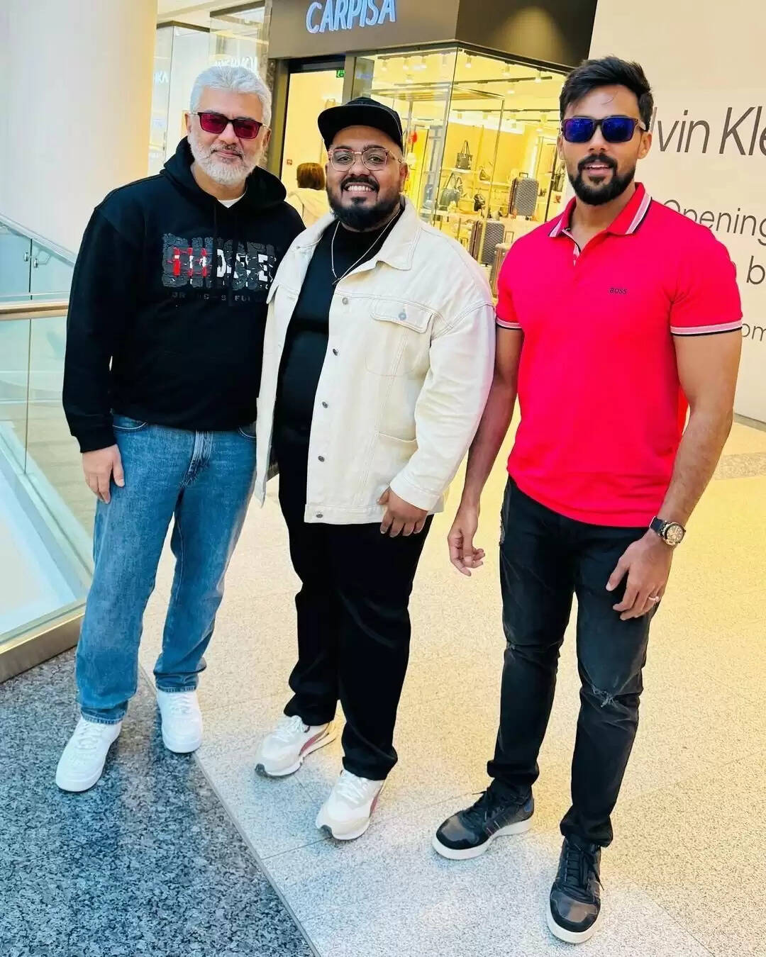 கோட் விஜய்யை விடுங்க!.. அஜித் எவ்ளோ யங்கா மாறிட்டாரு பாருங்க!.. விடாமுயற்சி டீமோட செம பிக்ஸ்!..