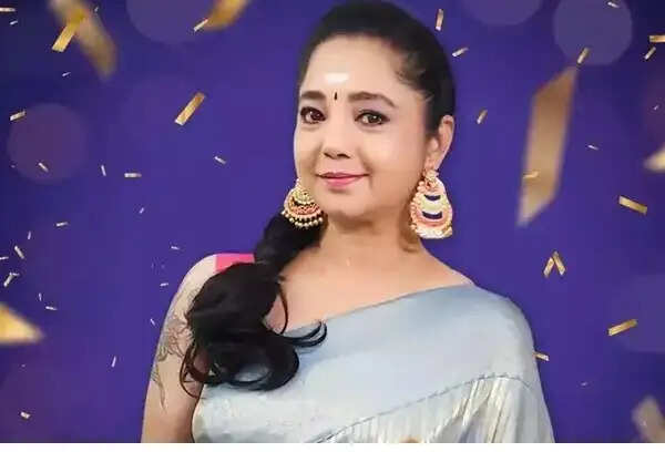 கணவருடன் கழிவறை ஷேர் பண்ண மாட்டேன்… நடிகை ஐஸ்வர்யா கறார்!