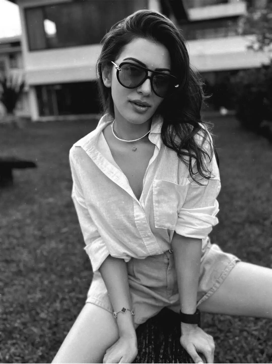 hansika 