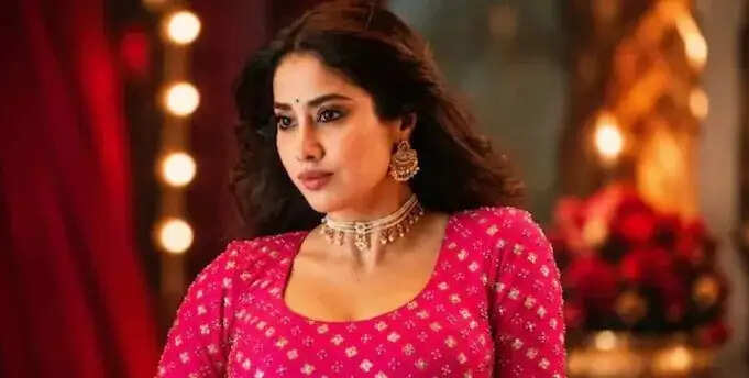 Janvi kapoor