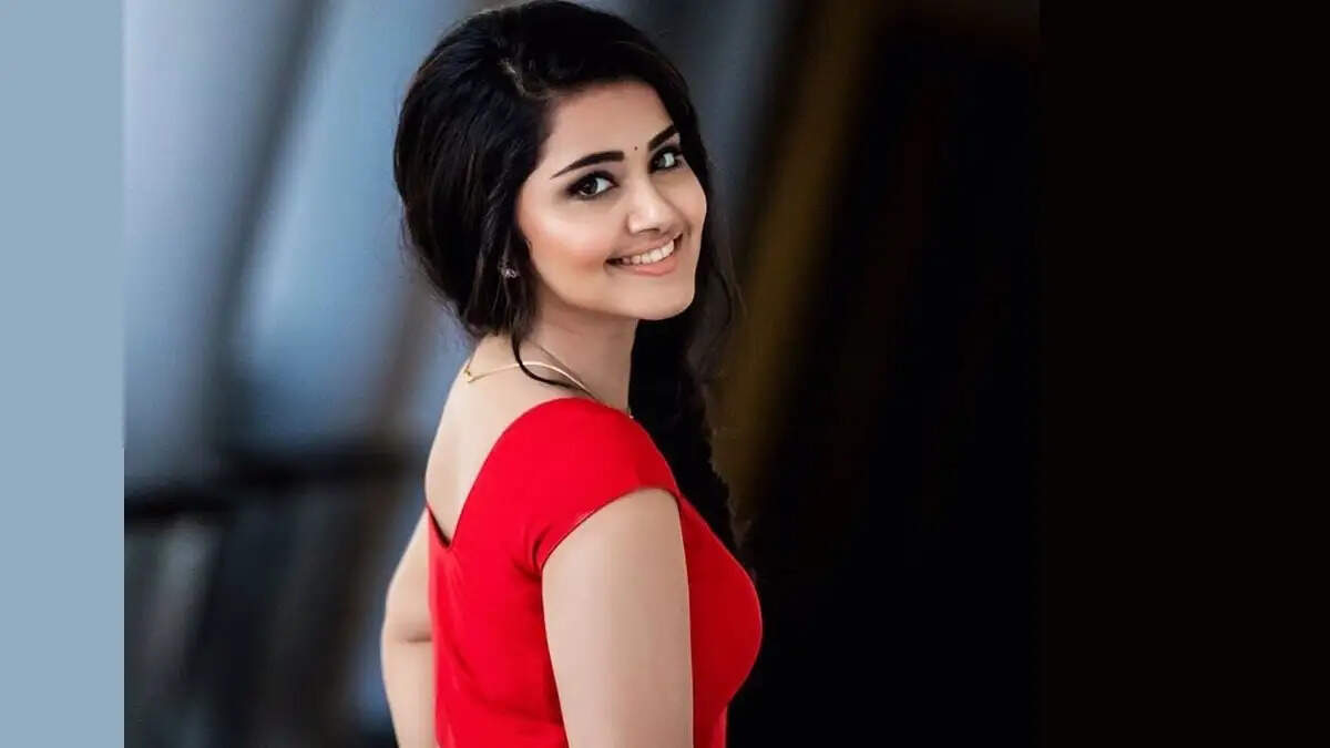 anupama parameshwaran 