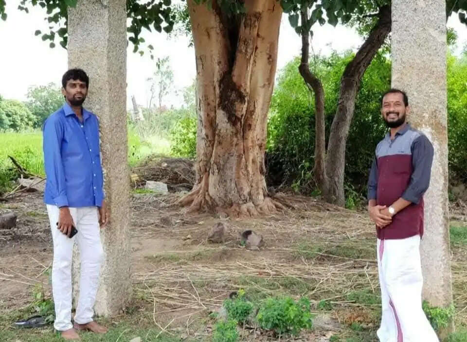 H Vinoth Era Saravanan