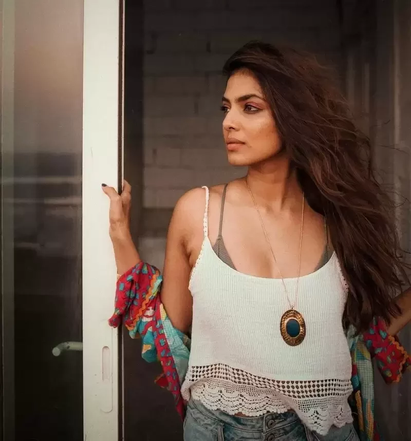 98f9c53910547f817eec484304a93f0b