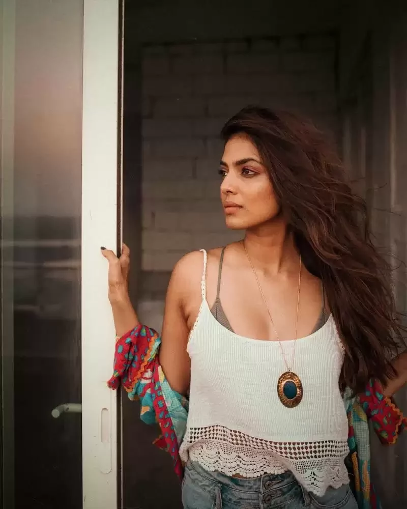 1aaa6f77f261246018e7bbfdcbd05ea6