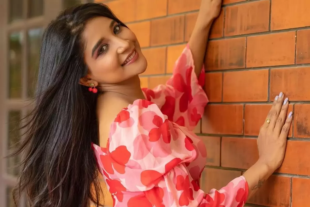 21e228ed61fdcb6ee6b62e33fbbc6f61-1-2