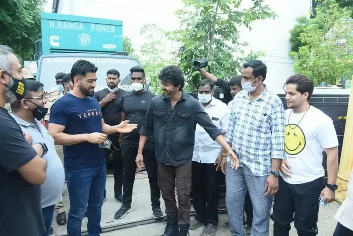 eb75bcdbc2a1780af65f4bc68c1f8cd5-1-2