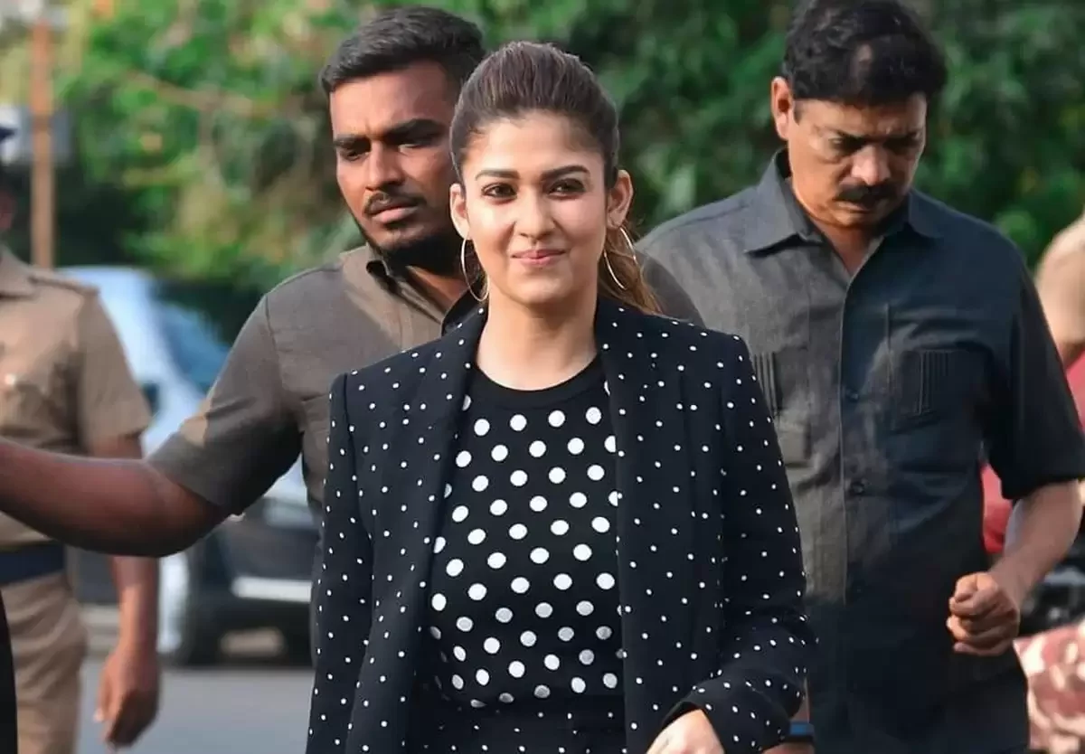 fb6ffe32bb98ccc93a4c739aec08f97e-1