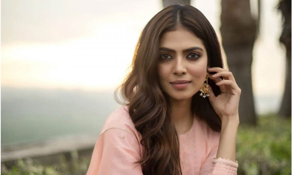 என் போட்டோவ ஆபாசமா சித்தரிச்சிட்டாங்க…. கதறும் விஜய் பட நடிகை….!