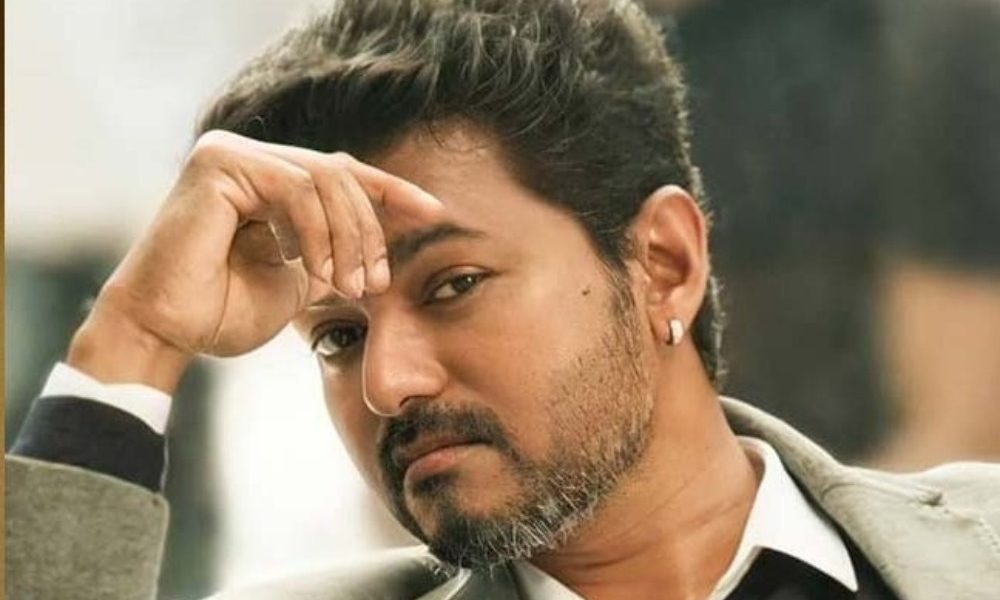 கடைசி நேரத்தில் விஜயின் காலை வாரிய நெருங்கிய நபர்.! பல கோடிகள் போனதுதான் மிச்சம்.!