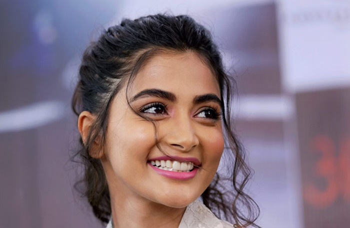 pooja hegde 