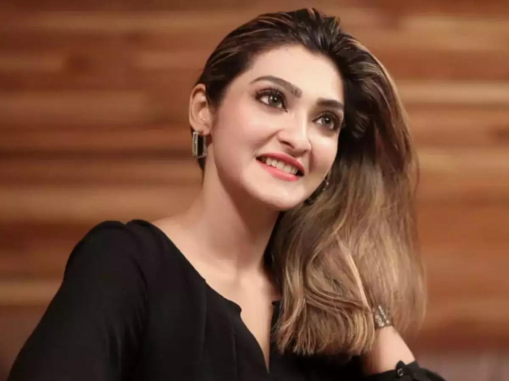 akshara_main_cine