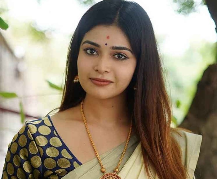 dharsha kupta