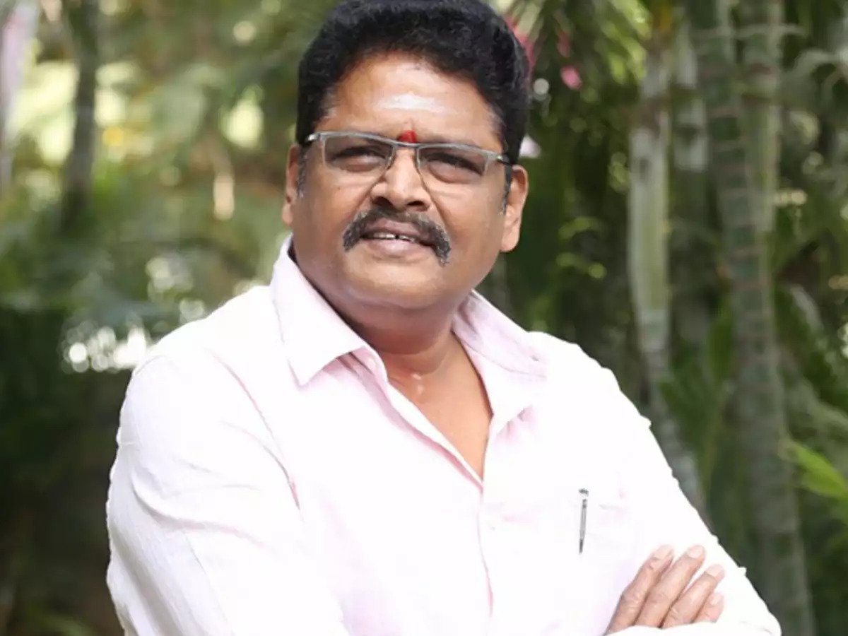 ravi_main_cine