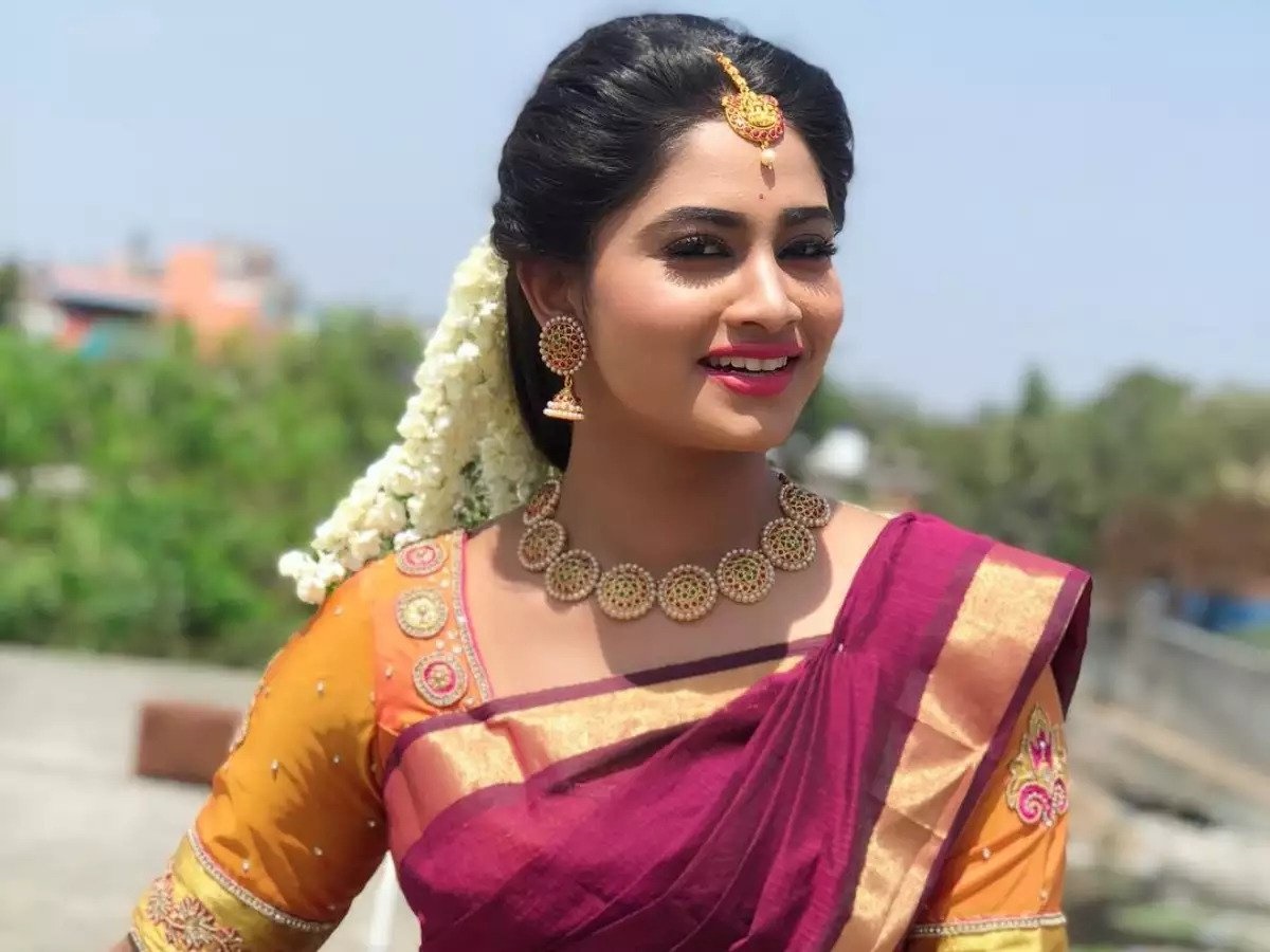 shiv_main_cine