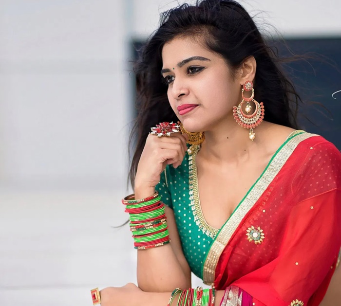 dharsha gupta