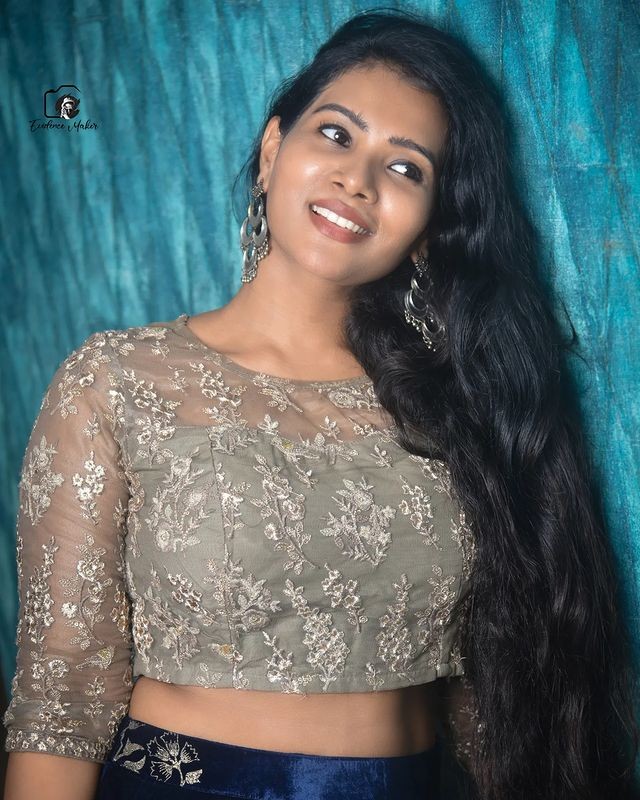 dhivya