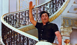 MGR in Enga Veetu Pillai