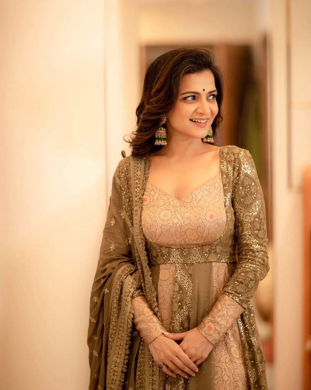 divya