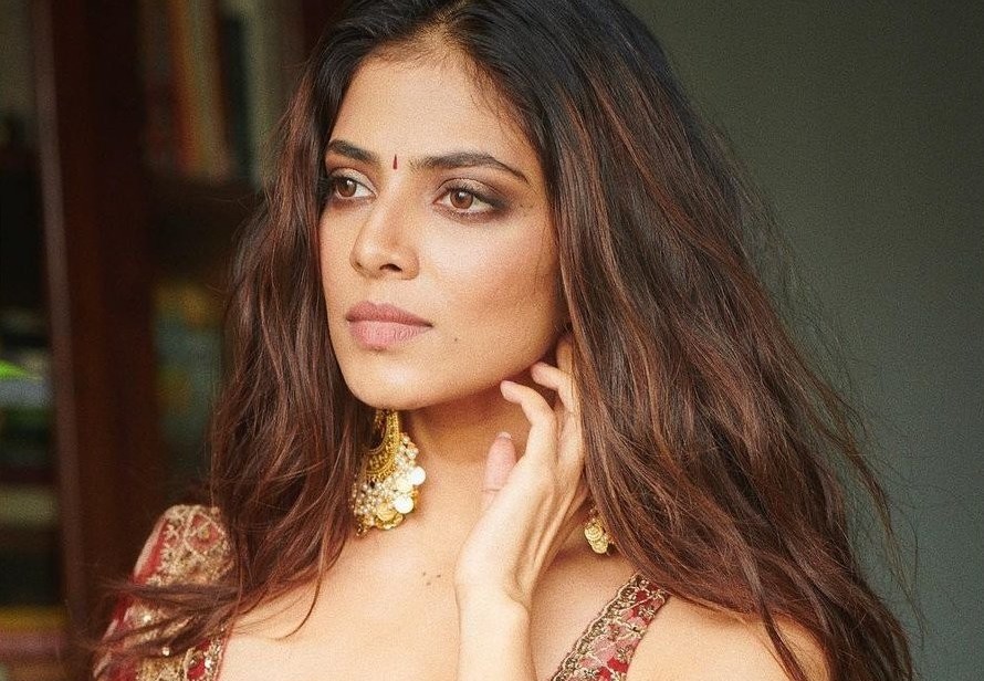 malavika mohanan